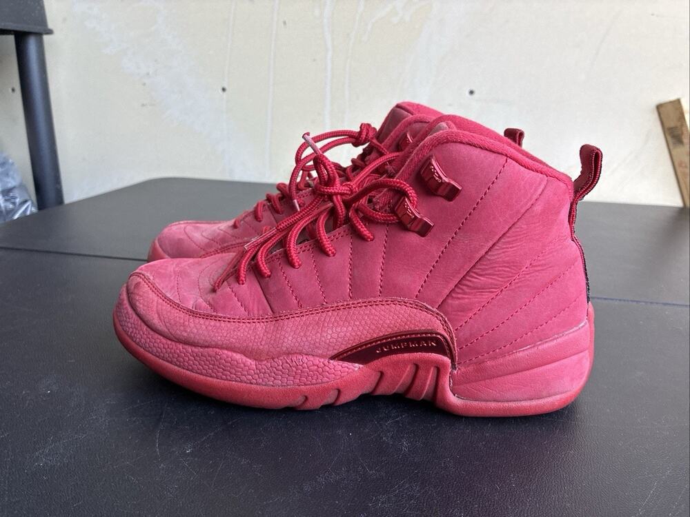 Nike Air Jordan 12 Retro GS 'Gym Red' 2018 Youth Size 6.5Y Sneakers